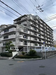 コスモヒルズ新家壱番館【2階】の外観