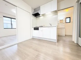 クレアトール菊水B【1階】の居間