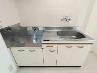 フェヴァリーG【1階】のキッチン