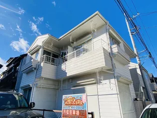 ファーストスウト【2階】の外観