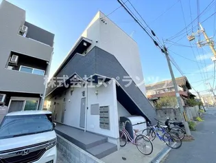 エムズコート【1階】の外観