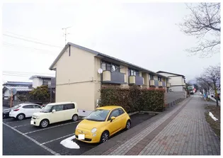 ハイツ オペラシティ【1階】の外観