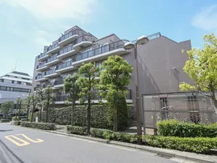 東京都港区南麻布4【マンション】の外観