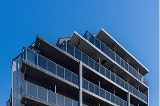 神奈川県横浜市鶴見区鶴見中央3【マンション】の外観