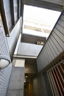 第8片山ビル【2階】の外観