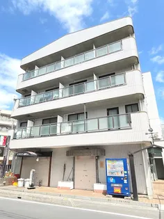 レジデンスヤマガタ【4階】の外観