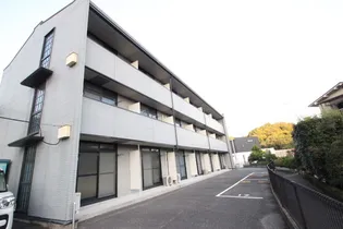 レオパレス泉【1階】の外観