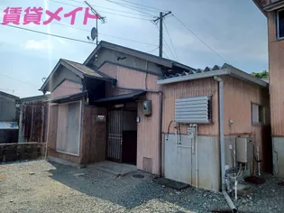 三重県松阪市垣鼻町【一戸建】の外観