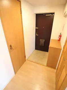 Mare LII【2階】の玄関