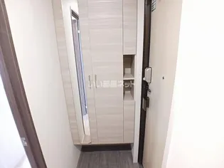 シャルマン・T【2階】の玄関