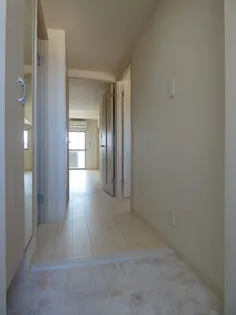 ファーストポイント東比恵【2階】の玄関