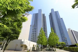 URHAT神戸・脇の浜【14階】の外観