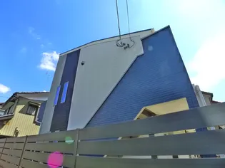 ネイヴスの画像