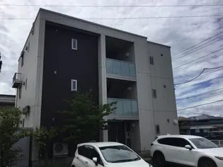 シャーメゾン安栄の画像