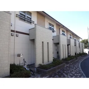 フォーリア Bの画像