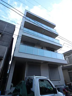 クレシェンド横浜【3階】の外観