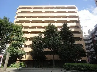 ライオンズマンション新宿東公園【3階】の外観