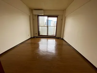 神奈川県川崎市高津区溝口4【マンション】の外観