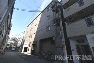 グランドウイング【2階】の外観
