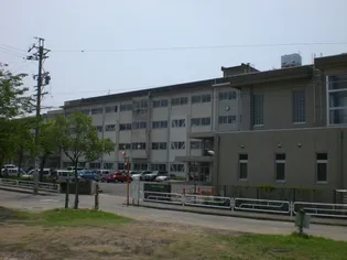 ノースヴィレッジ【2階】の周辺