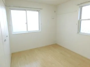 ブライト605レジデンスIIIA【1階】の内装