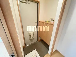 ソフィアコート A棟【1階】の玄関