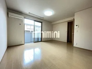 ソフィアコート A棟【1階】の居間