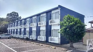 レオパレスレジェンド【2階】の外観