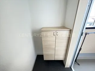 バッジ友井ノルドIII【1階】の玄関