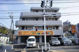 コンフォート鶴牧【2階】の外観