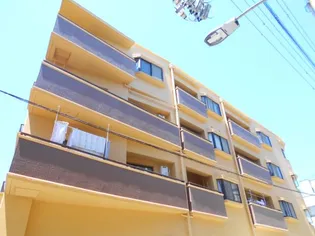 マンション栄和【2階】の外観