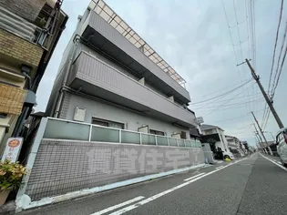 パインハイツ香ヶ丘【1階】の外観