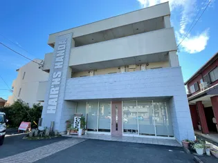 HAIR’NS HANDA【3階】の外観