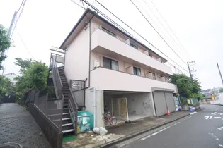 神奈川県横浜市港南区港南5【アパート】の外観