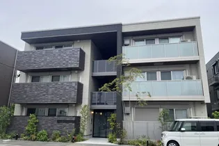 シャーメゾンリーノの画像