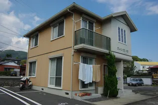 静岡県熱海市上多賀【アパート】の外観