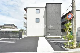 シャルマン レジデンス【1階】の外観