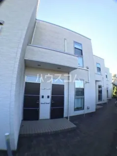 シーズンステージ喜多見A棟【1階】の外観