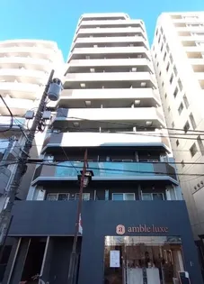 東京都中野区新井2【マンション】の外観