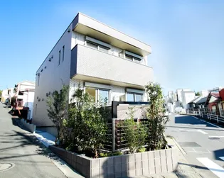 アムール ワンの画像