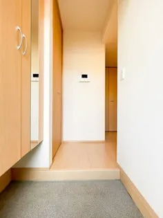 メゾン シェーヌ【1階】の玄関