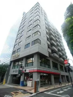 ウィン青山【9階】の外観