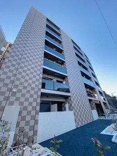 神奈川県横浜市南区西中町1【マンション】の外観