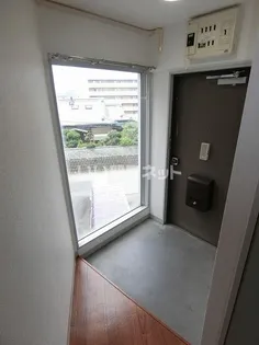 メゾン・ド・雅【3階】の玄関