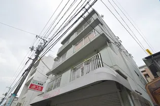 岡本ビル【3階】の外観