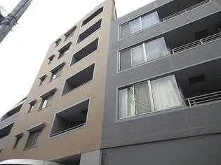 パーク・ノヴァ乃木坂【4階】の外観