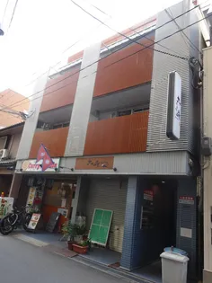 EXIT13【3階】の外観