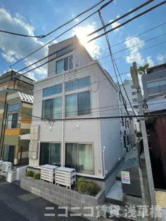 One CUBE 夏目坂【1階】の外観