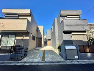 エスパシオン中野B棟【1階】の外観