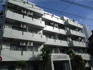 ラ・レジダンス・ド・グランドゥール【1階】の外観